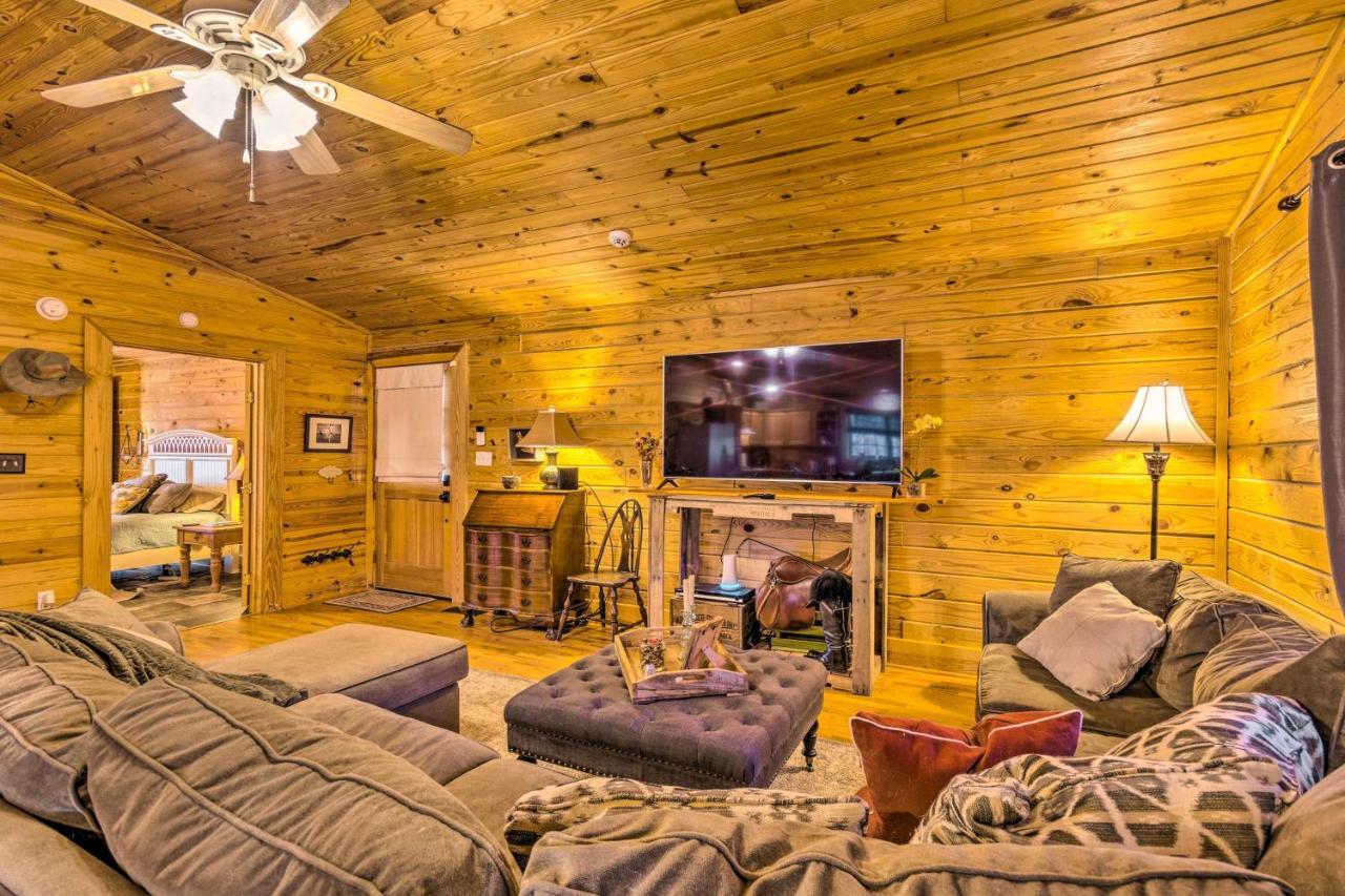 Pet-Friendly Cabot Cabin With Fenced Yard! Zewnętrze zdjęcie
