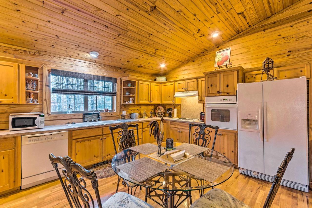 Pet-Friendly Cabot Cabin With Fenced Yard! Zewnętrze zdjęcie